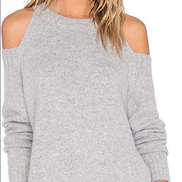 JOA Los Angeles Breathe Easy Gray Cold Shoulder Angora Sweater Small Fuzzy - Picture 4 of 9